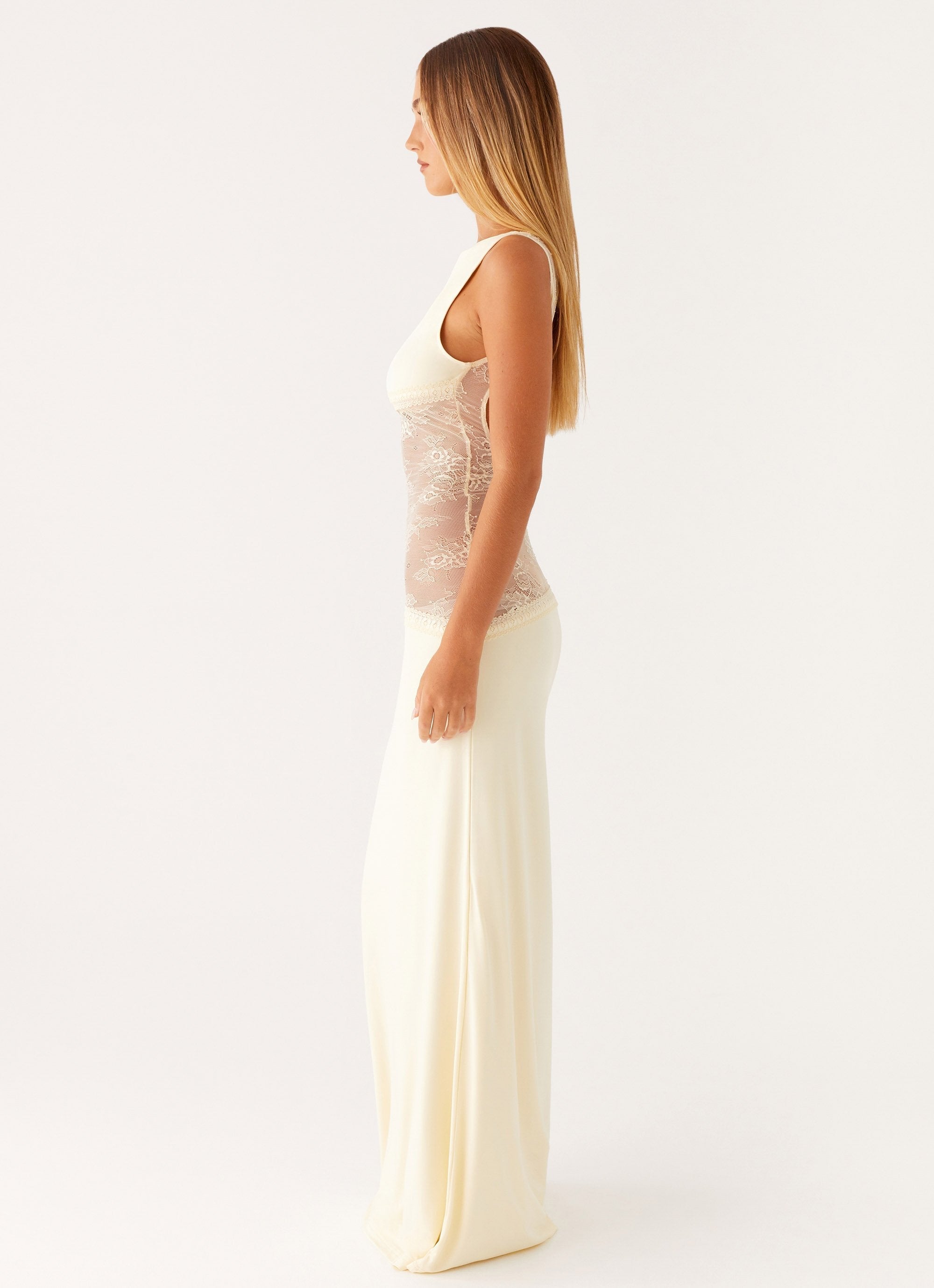 Lucinda | Black Elegance Maxi