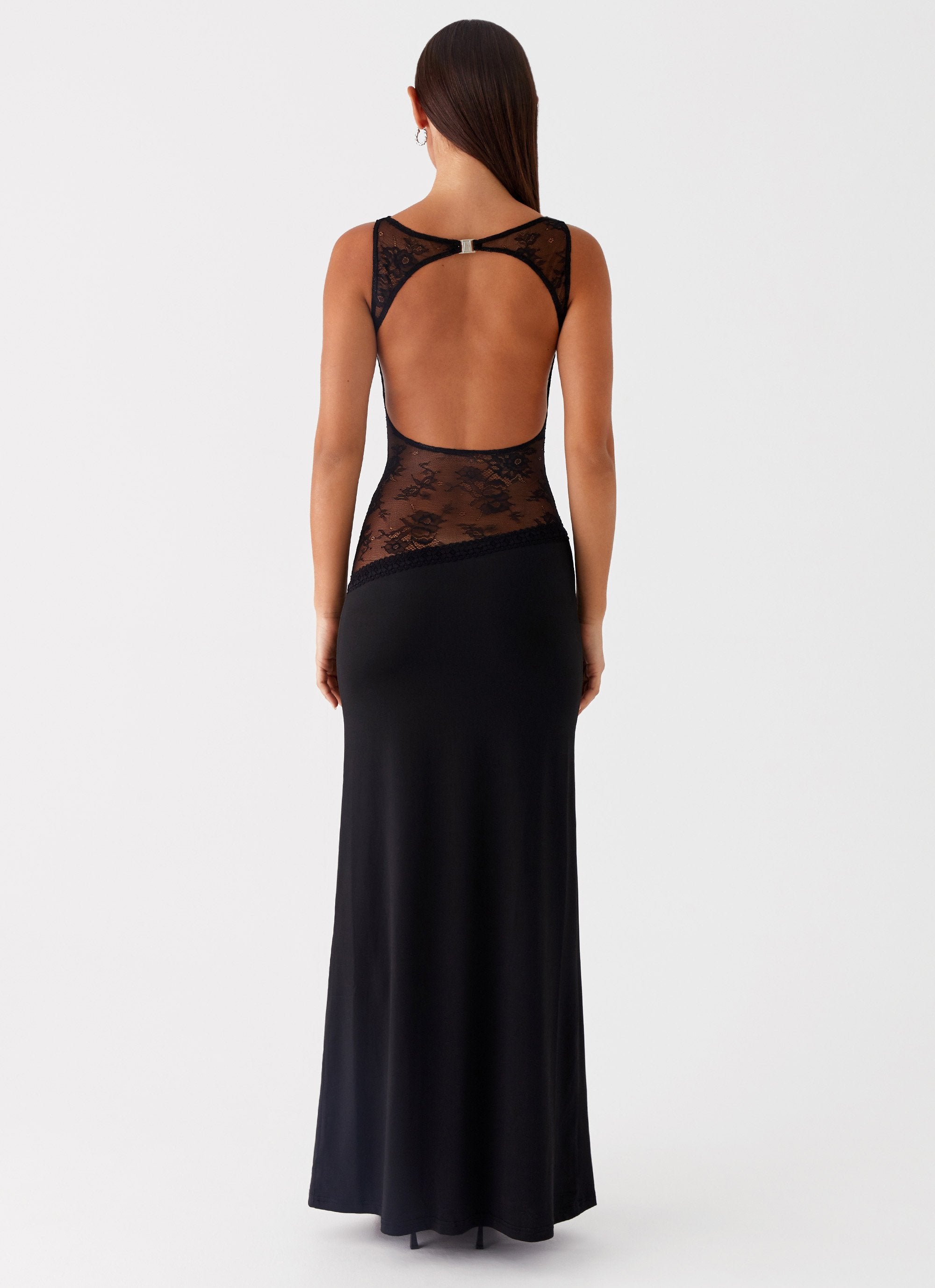 Lucinda | Black Elegance Maxi